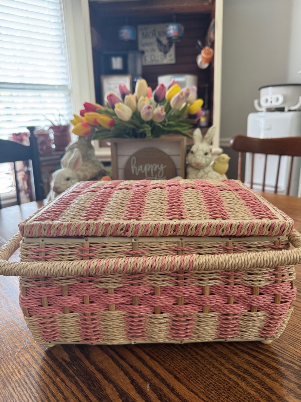 VINTAGE Made in Japan Wicker Sewing Basket - pastel pink and cream - Picture 3 of 6
